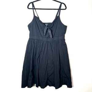 Torrid 2 black fit and flare dress size 2X XXL B172
